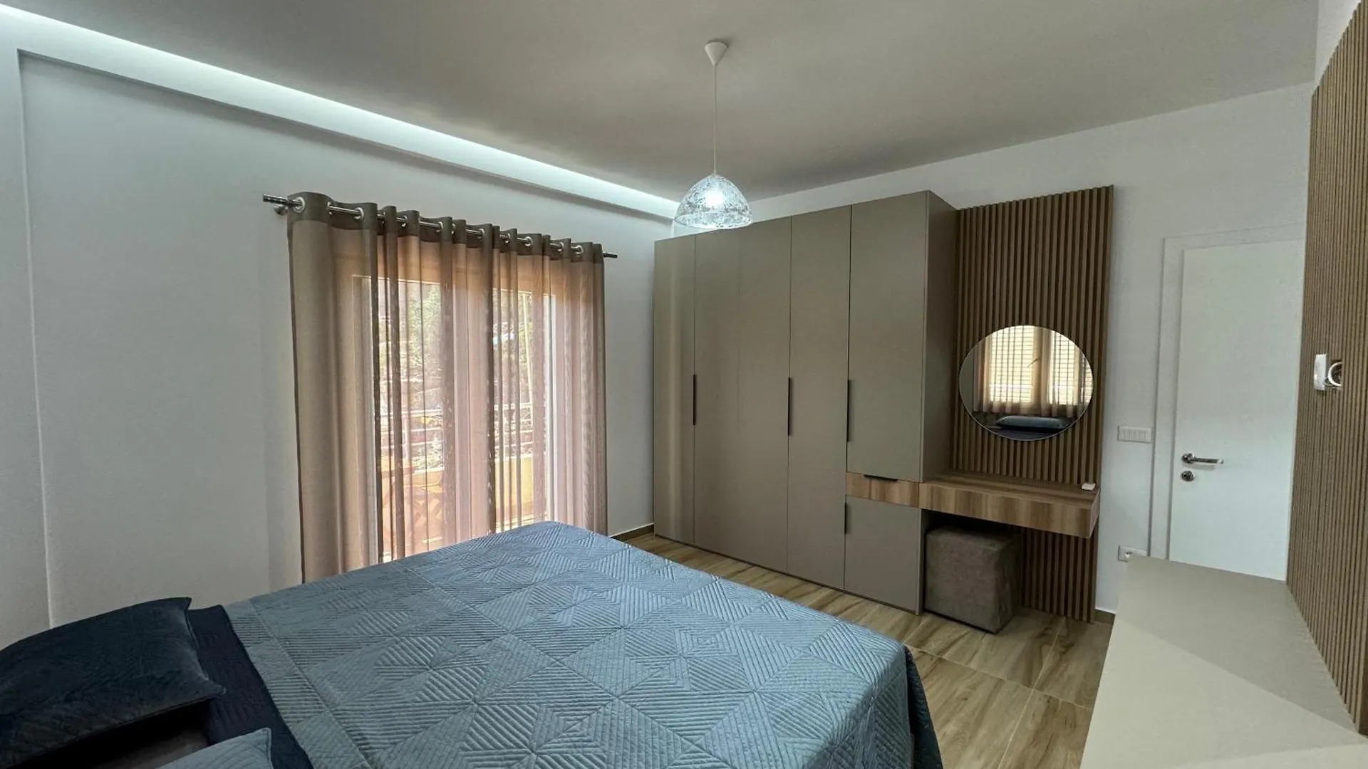 Babo'S Villa Vlore